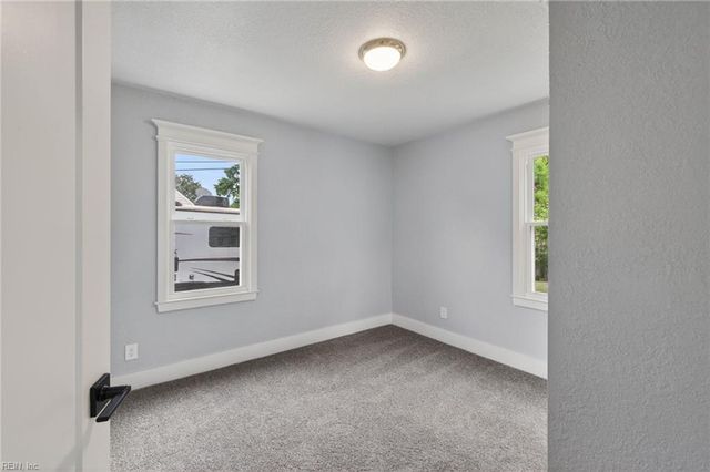 94 Kansas AVE, Portsmouth, VA 23701