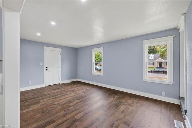 94 Kansas AVE, Portsmouth, VA 23701