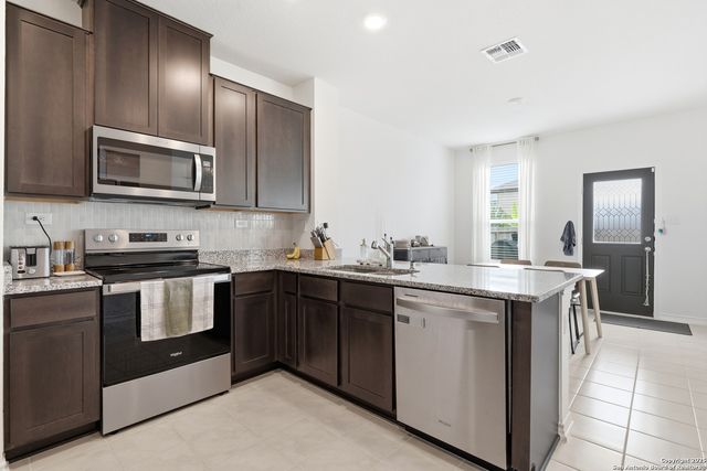 4742 Pico Pico, San Antonio, TX 78222