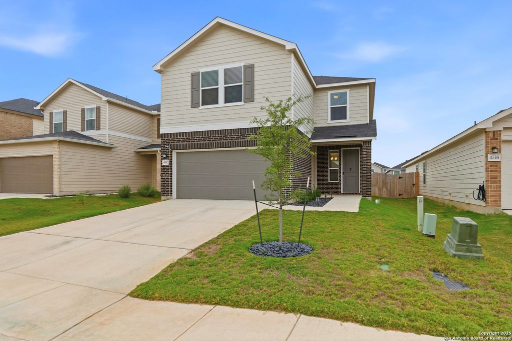 4742 Pico Pico, San Antonio, TX 78222