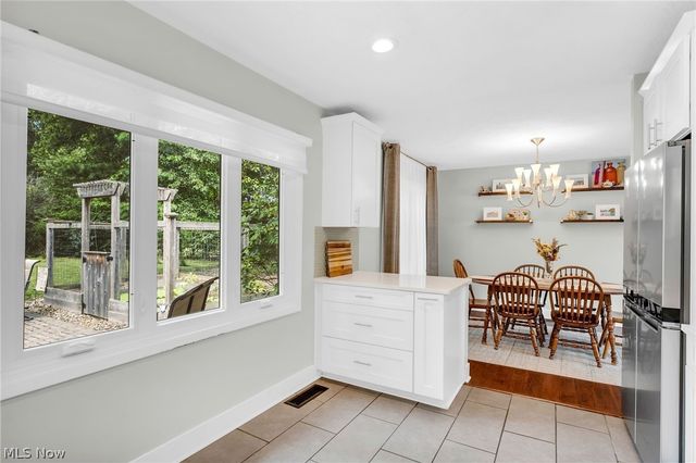 11586 Pleasant Ridge Place, Strongsville, OH 44136