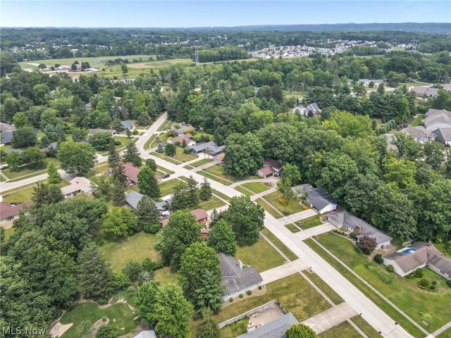 11586 Pleasant Ridge Place, Strongsville, OH 44136