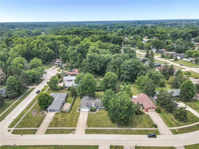 11586 Pleasant Ridge Place, Strongsville, OH 44136