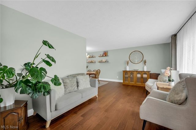 11586 Pleasant Ridge Place, Strongsville, OH 44136