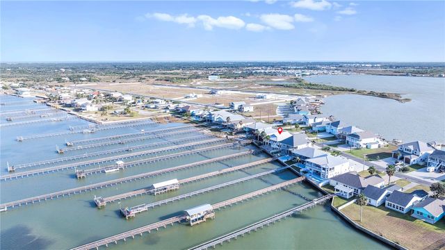 70 Copano Ridge Road, Rockport, TX 78382