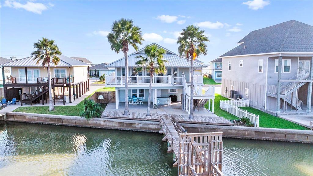 70 Copano Ridge Road, Rockport, TX 78382