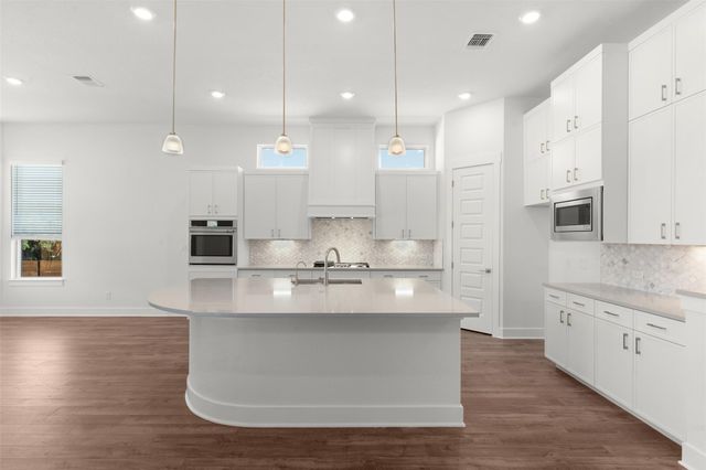 1022 Painted Horse DR, Georgetown, TX 78633