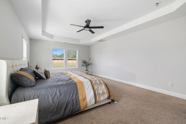 22 Pond Mountain Drive, Clayton, NC 27520
