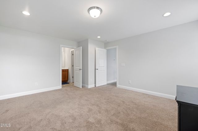 22 Pond Mountain Drive, Clayton, NC 27520