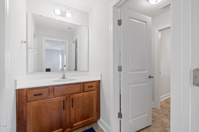22 Pond Mountain Drive, Clayton, NC 27520