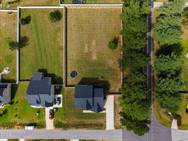 22 Pond Mountain Drive, Clayton, NC 27520
