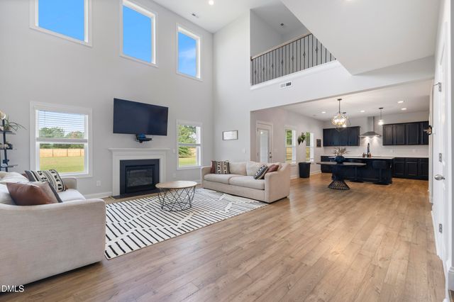 22 Pond Mountain Drive, Clayton, NC 27520