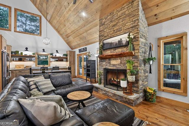 270 Wild Oaks Way, Ellijay, GA 30540