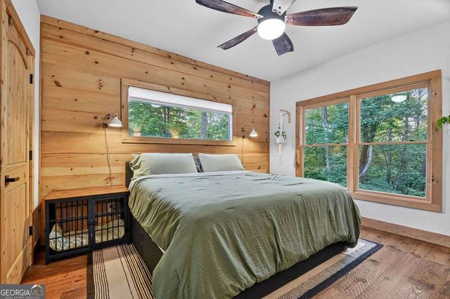 270 Wild Oaks Way, Ellijay, GA 30540