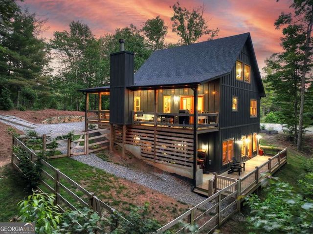270 Wild Oaks Way, Ellijay, GA 30540