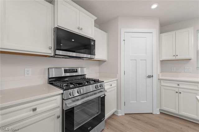 129 Eagle Circle, Amherst, OH 44001