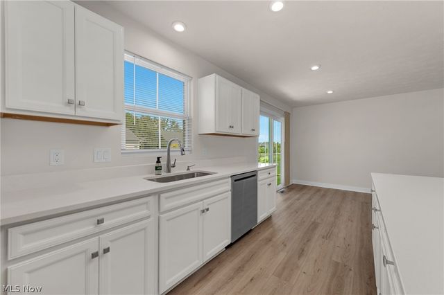 129 Eagle Circle, Amherst, OH 44001