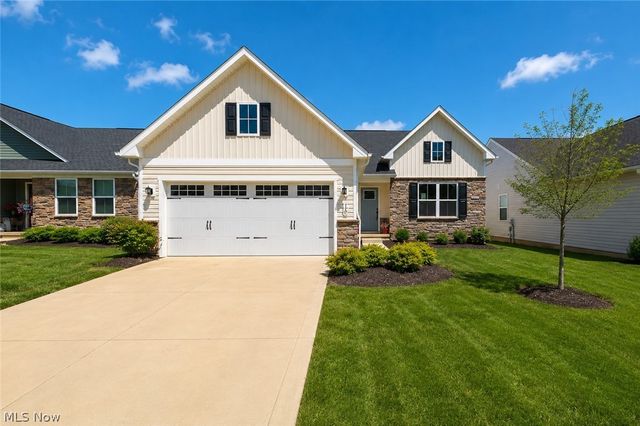 129 Eagle Circle, Amherst, OH 44001