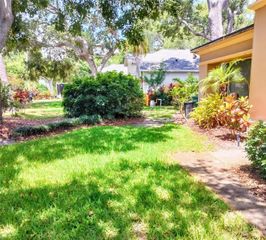 5611 S SHERWOOD AVENUE 1, Tampa, FL 33611