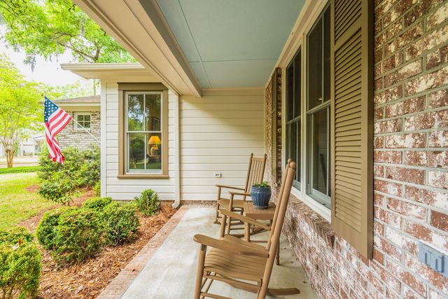 288 Molasses Lane, Mount Pleasant, SC 29464