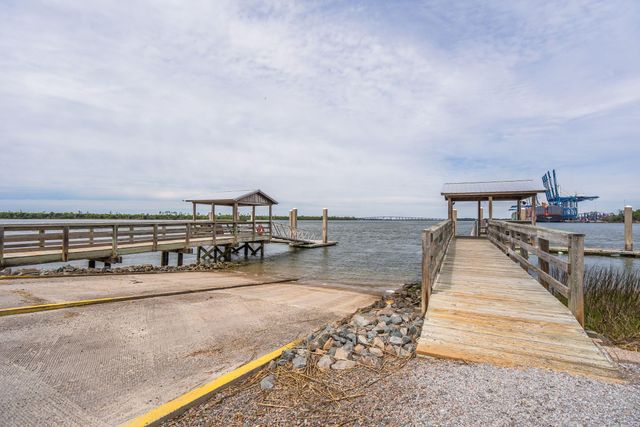 288 Molasses Lane, Mount Pleasant, SC 29464