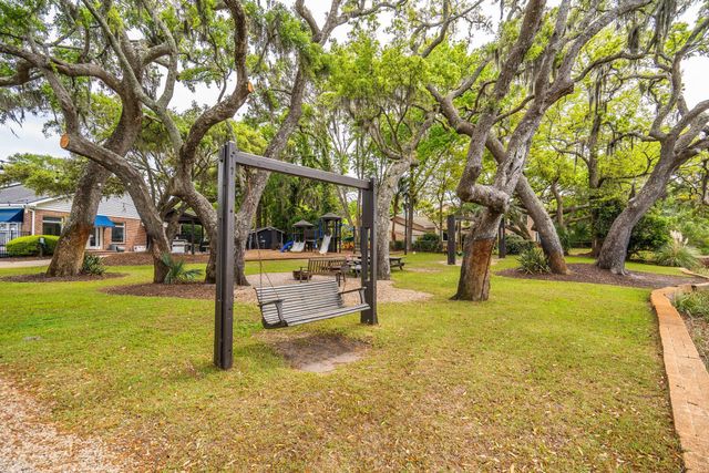 288 Molasses Lane, Mount Pleasant, SC 29464