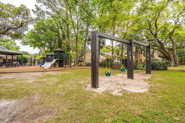 288 Molasses Lane, Mount Pleasant, SC 29464