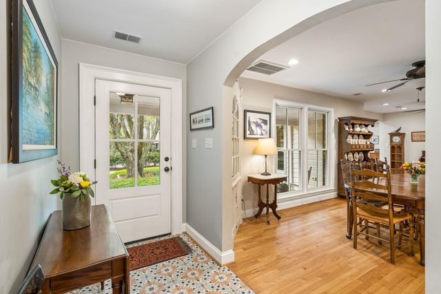 288 Molasses Lane, Mount Pleasant, SC 29464