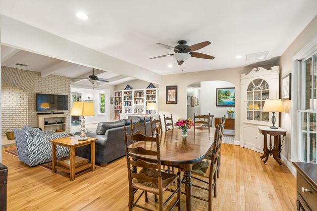 288 Molasses Lane, Mount Pleasant, SC 29464