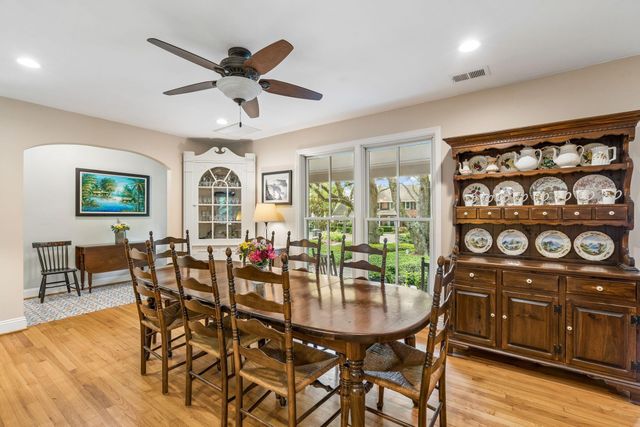 288 Molasses Lane, Mount Pleasant, SC 29464