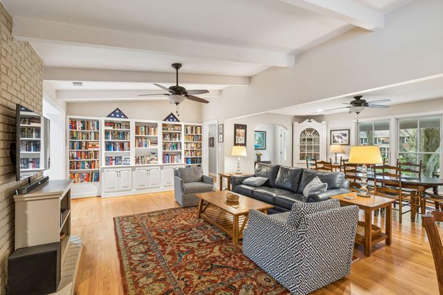 288 Molasses Lane, Mount Pleasant, SC 29464
