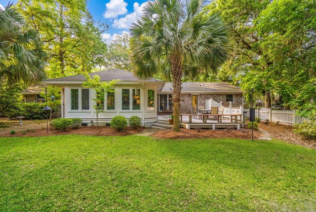 288 Molasses Lane, Mount Pleasant, SC 29464