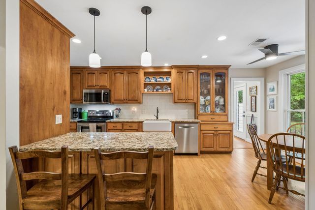 288 Molasses Lane, Mount Pleasant, SC 29464