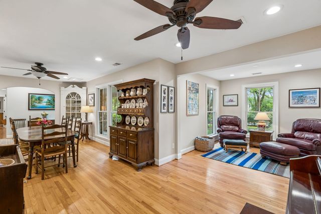 288 Molasses Lane, Mount Pleasant, SC 29464