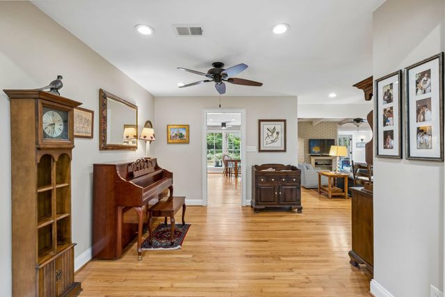 288 Molasses Lane, Mount Pleasant, SC 29464