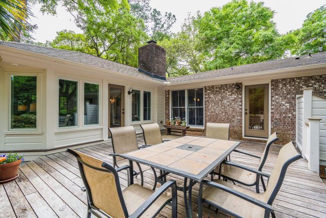 288 Molasses Lane, Mount Pleasant, SC 29464