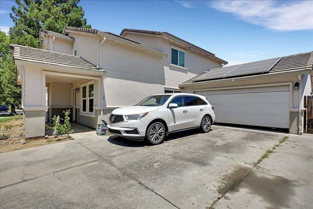 1716 River Run Dr, Marysville, CA 95901