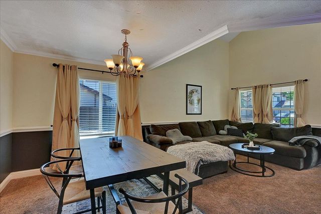 1716 River Run Dr, Marysville, CA 95901