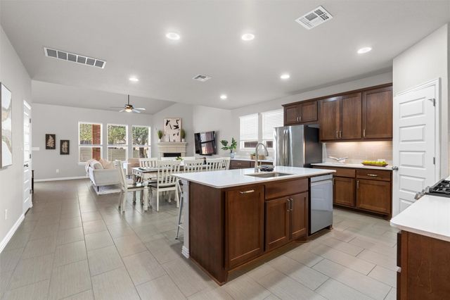 4216 Mercer RD, Georgetown, TX 78628