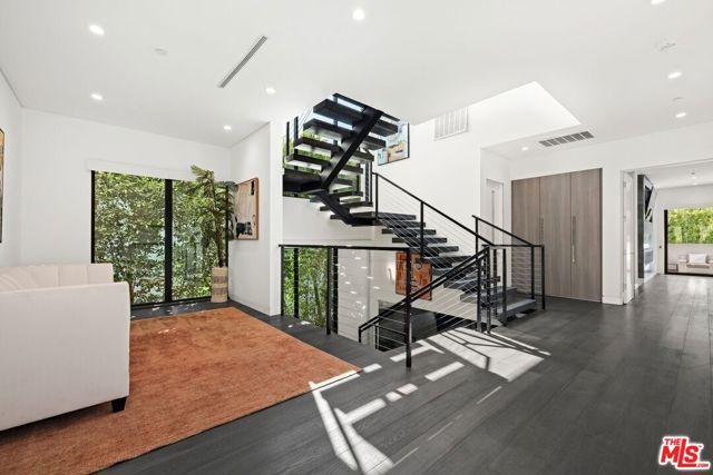 839 N Gardner Street, Los Angeles, CA 90046