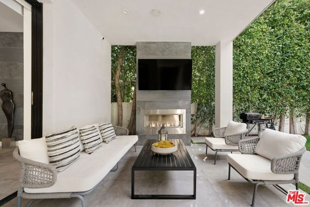 839 N Gardner Street, Los Angeles, CA 90046