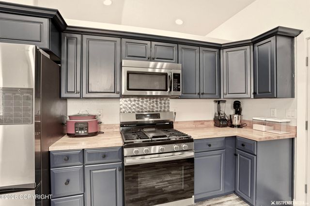 1400 N Armor Court, Wasilla, AK 99654