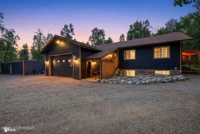 1400 N Armor Court, Wasilla, AK 99654