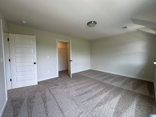 1009 GRAND RIVER BOULEVARD W, Leeds, AL 35094