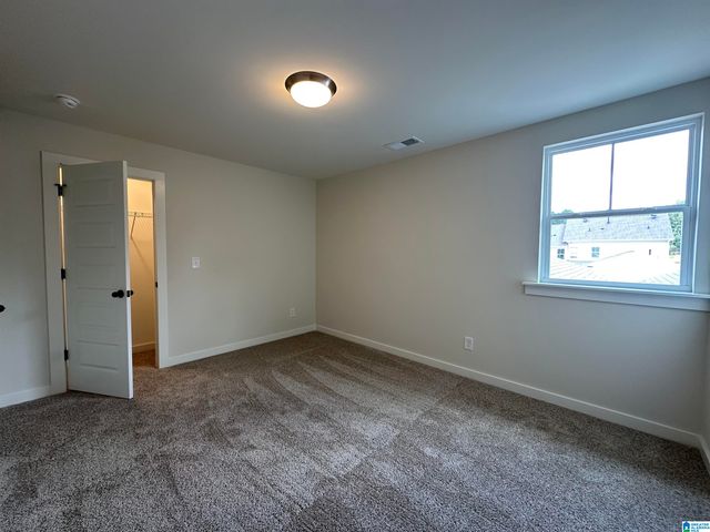 1009 GRAND RIVER BOULEVARD W, Leeds, AL 35094