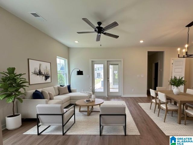 1009 GRAND RIVER BOULEVARD W, Leeds, AL 35094