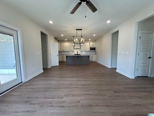 1009 GRAND RIVER BOULEVARD W, Leeds, AL 35094