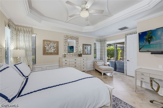 2918 Aviamar CIR, Naples, FL 34114
