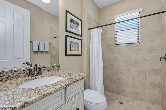 2918 Aviamar CIR, Naples, FL 34114