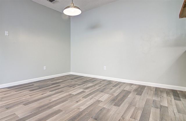 8112 West Gate BLVD A, Austin, TX 78745